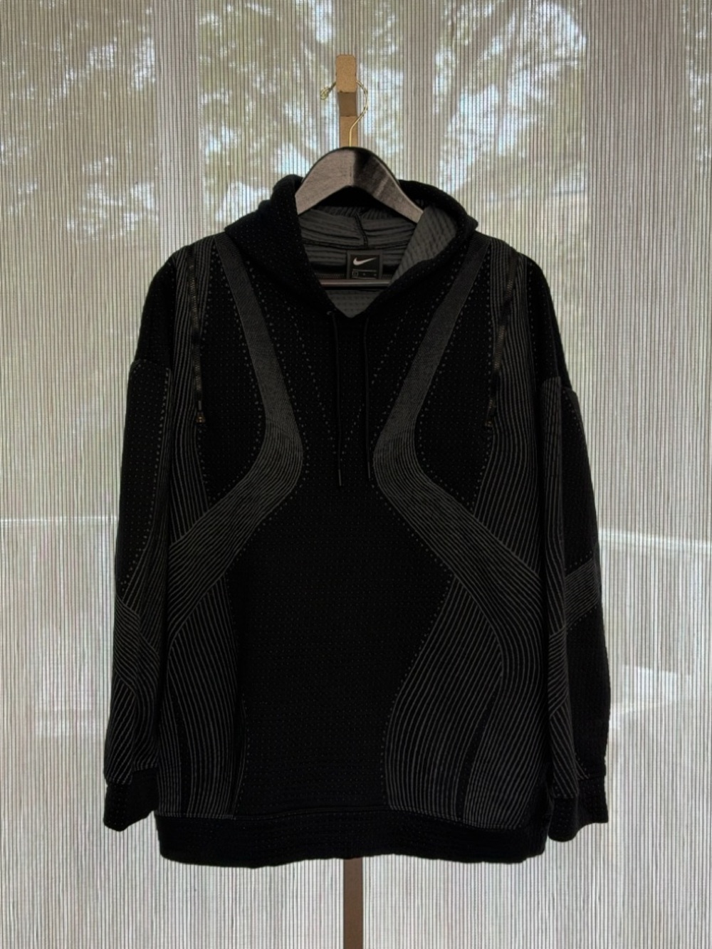 Nike City Ready Training Hoodie | Black | Women’s Large